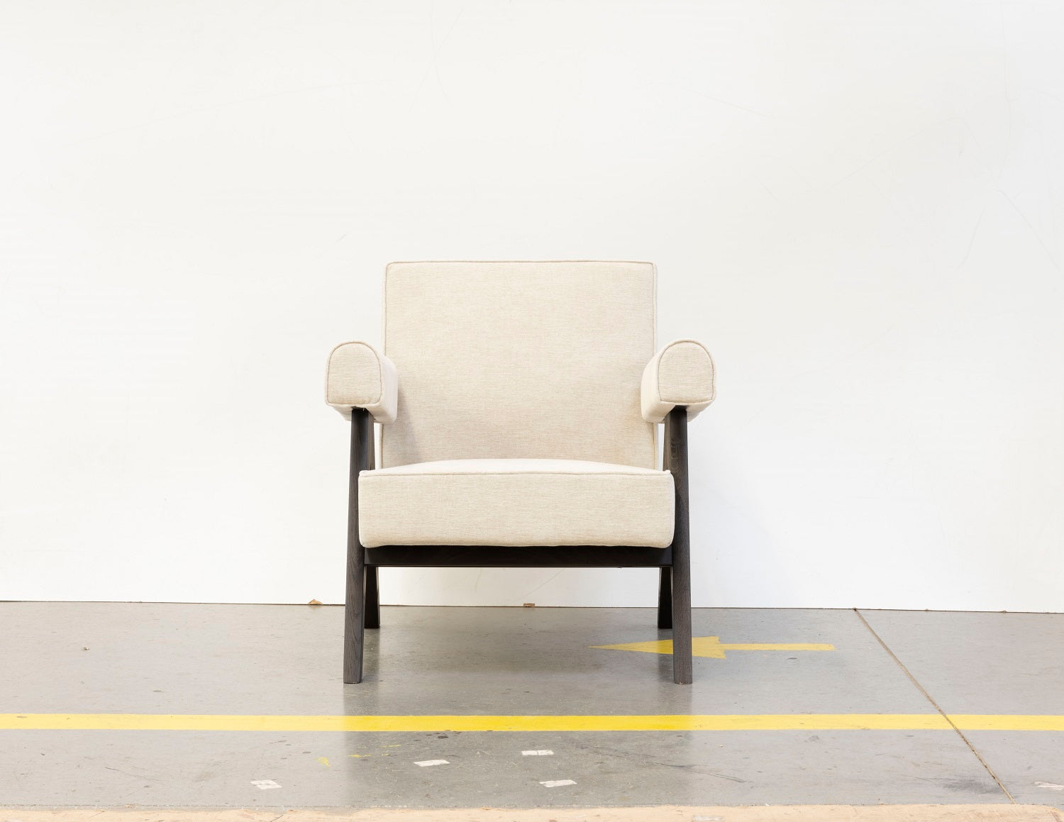 Sessel zum Entspannen und Lesen aus Leder oder Stoff ✔ Modell DANTE
